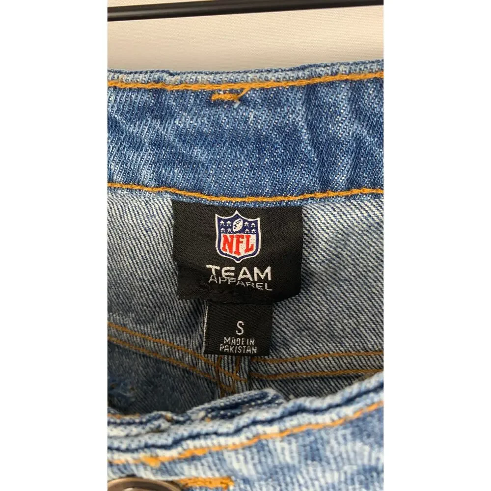 FOCO NFL Team Apparel New England Patriots Womens Small Team Logo Denim Shorts